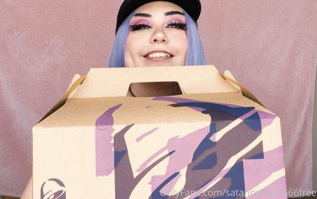 satanpanties666free schöne sexy bild