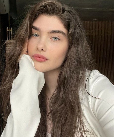 Bianca Balsini perfekte top bild