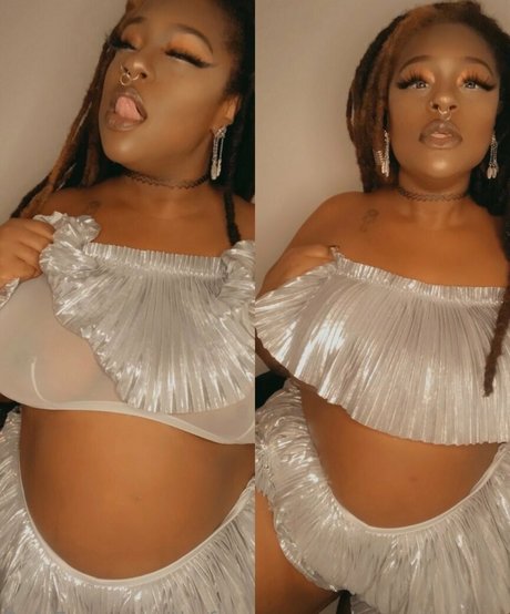 thefamouspeachesandcream top nackte foto