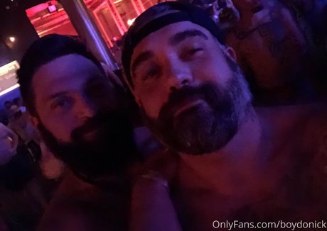 donutsteak erotische kunst galerien