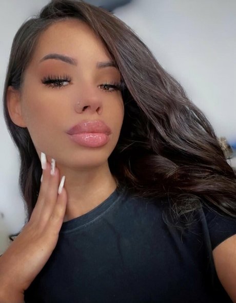 Patrisia Grebelnaia exklusive nackte galerie