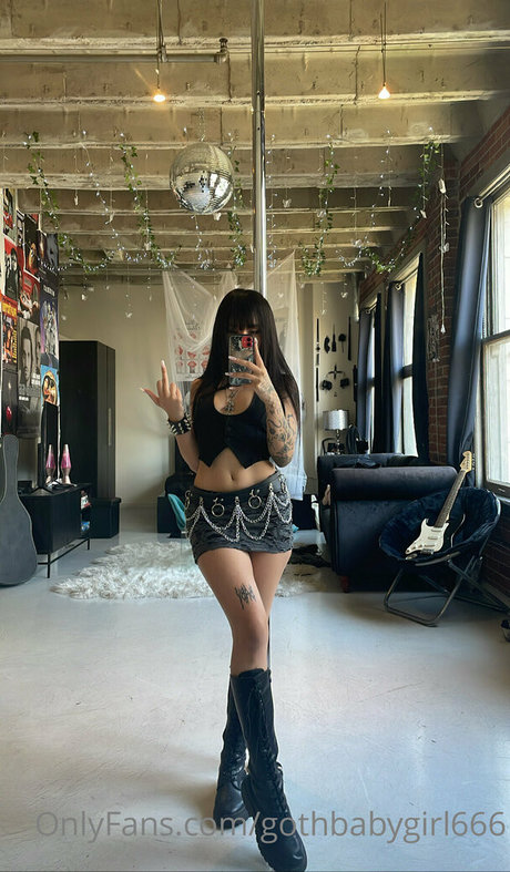 gothbabygirl666 top exklusive foto