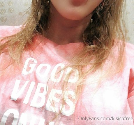 kisicafree schauspielerin perfekte bild