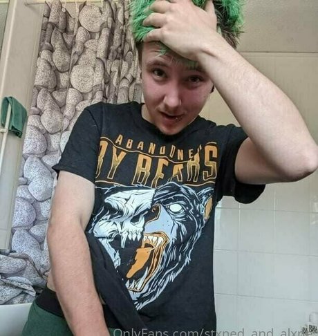 stxned and alxne xxx heiße bilder