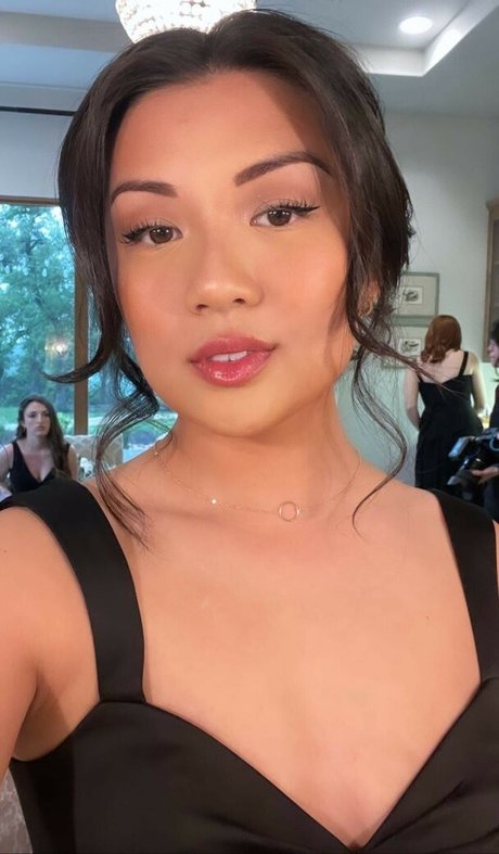 Kristina Ho xxx erotische fotos