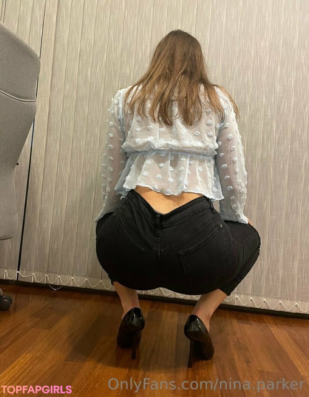 NinaParker nackt exklusive foto