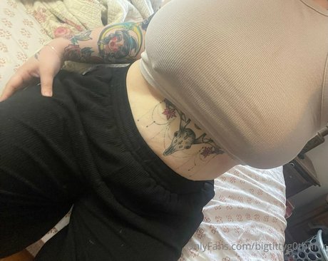 ebenholz-tattoo-onlyfans freie nackt galerien