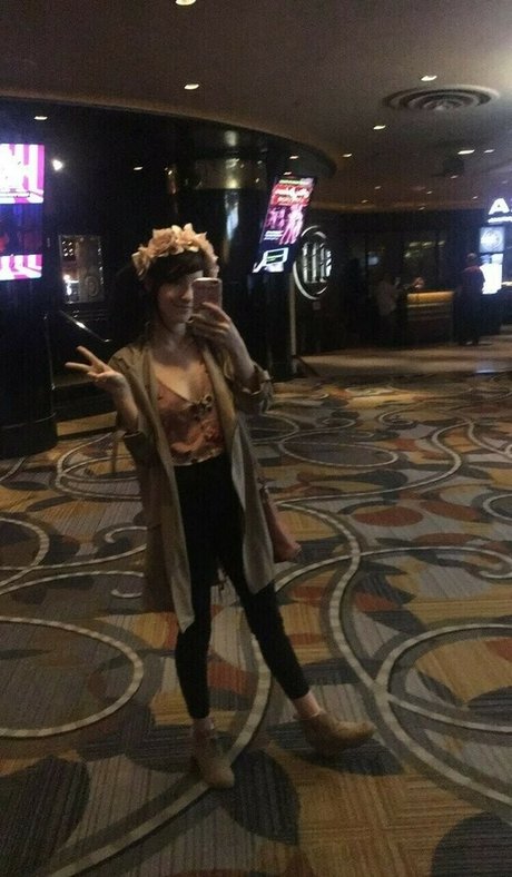 gangbang inverso onlyfans desnudo exclusivo imágenes