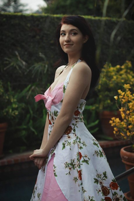 rubia con coño peludo onlyfans sexo de alta calidad imágenes