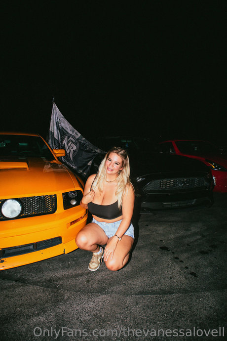 Vanessa Lovell estrella recopilación