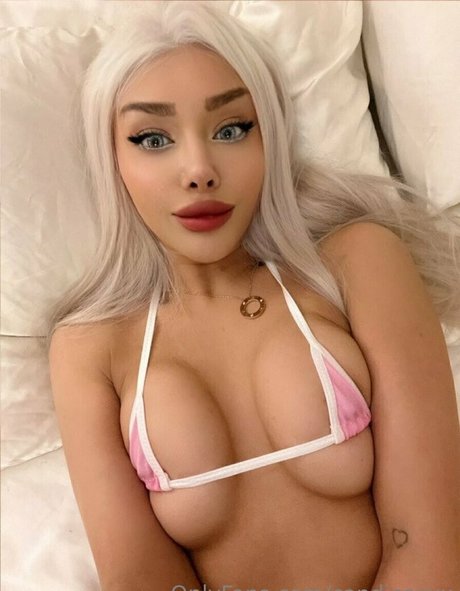 Candice Kloss modelo porno imagen