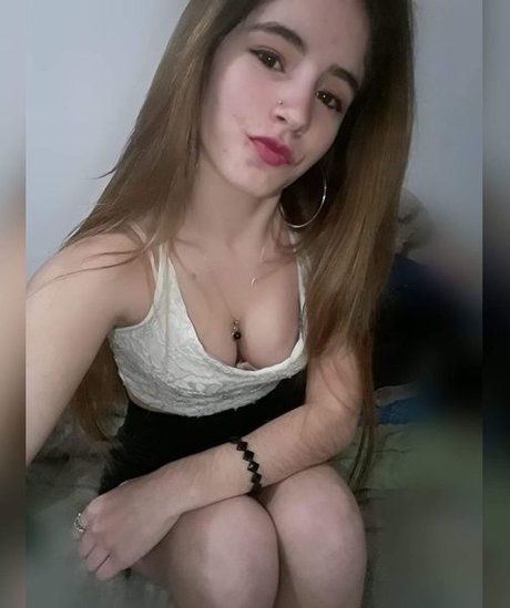 Giuli Costales hermosa estrella porno galería