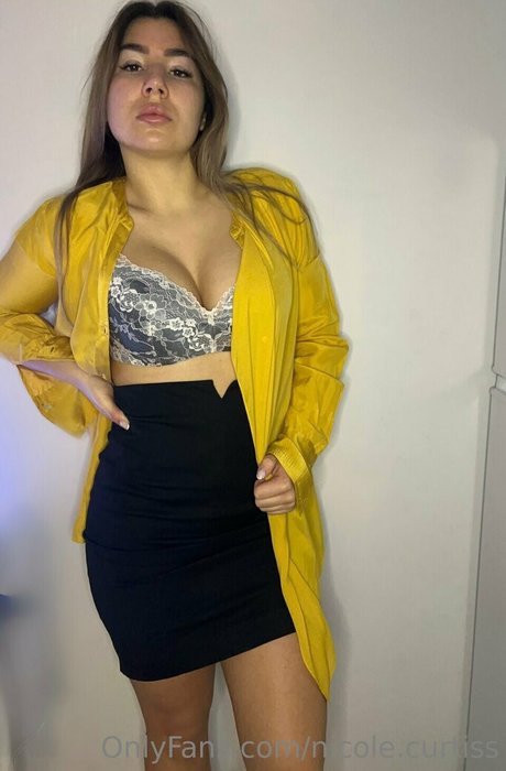 Nicole Curtiss modelo imagen