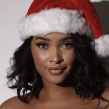 Phoenix Skye estrella libre fotos