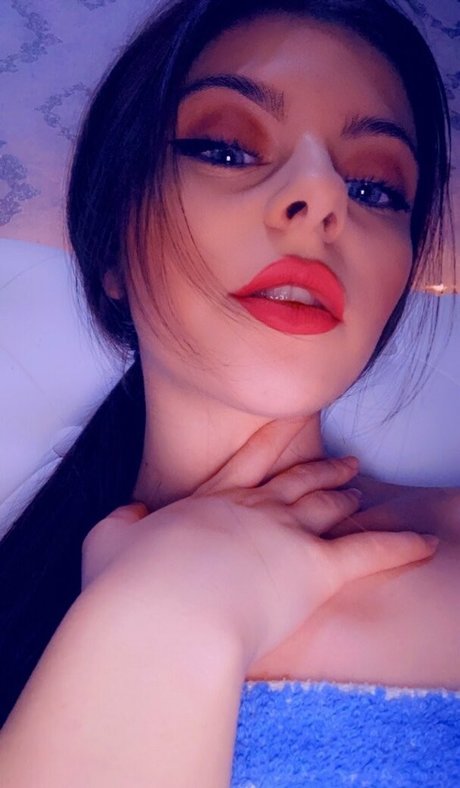 Ivy Sugar actriz adulta galería