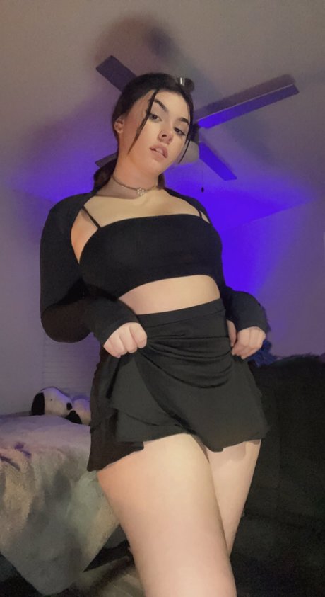 Anissa Heavyn_ estrella exclusiva imágenes