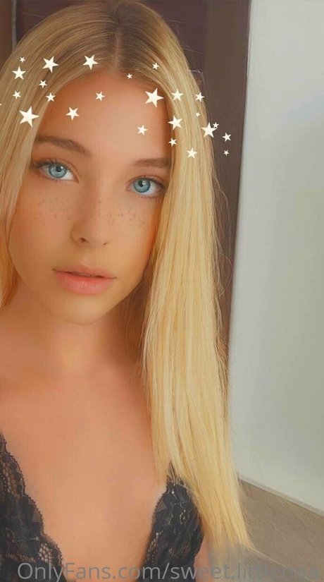 Sweet Little Mia estrella agradable foto