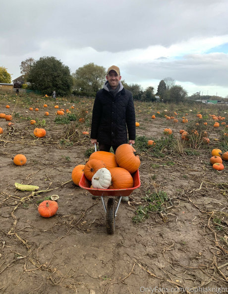 Sophia Knight desnudos de modelos foto