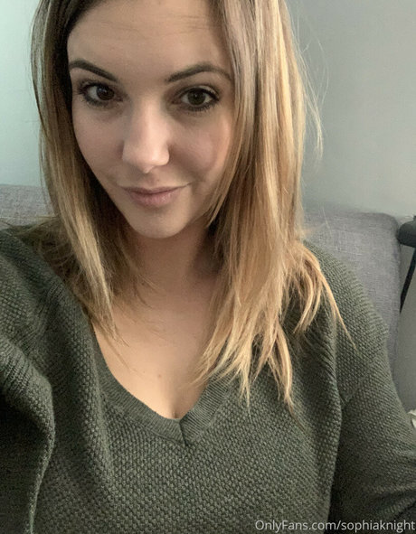 Sophia Knight modelo perfecto galerías