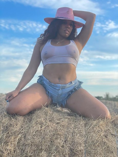 MsRaven modelo adulto galería