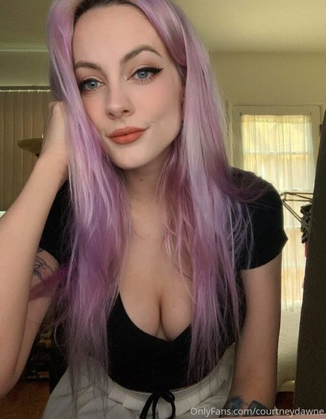 Courtney Dawne estrella de alta definición imagen