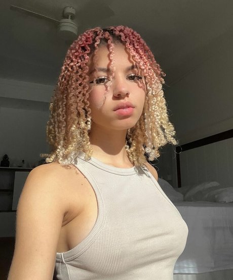 Larissa Kimberlly mejor estrella porno foto