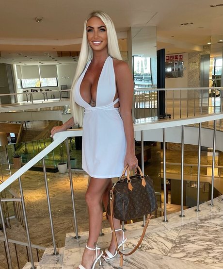 Debbie Clarkson modelo pornografico galería