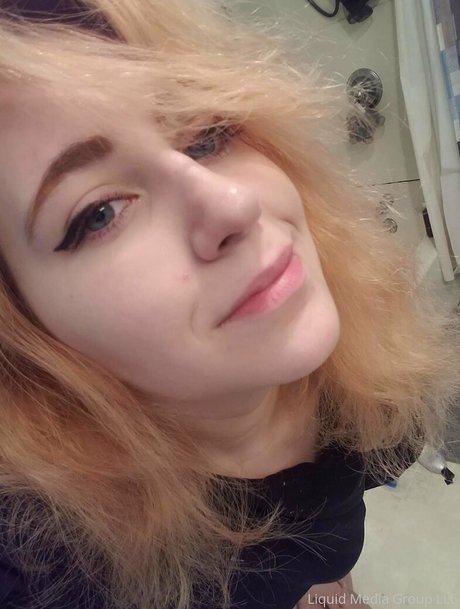 avalei free estrella erótica galerías