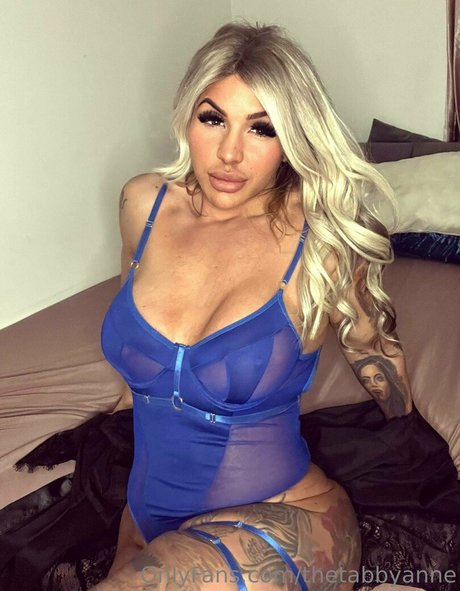 thetabbyanne estrella desnuda galería