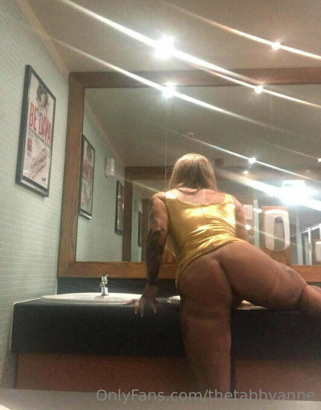 thetabbyanne modelo de arte archivo