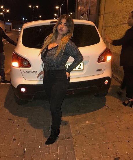 May Tehila Zafrani linda estrella recopilación