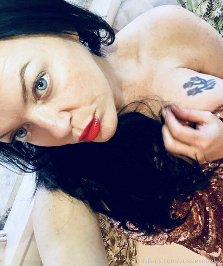 uncutsextapes modelo hermosa fotos