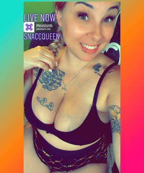 alannasnacc estrella porno hermosa foto