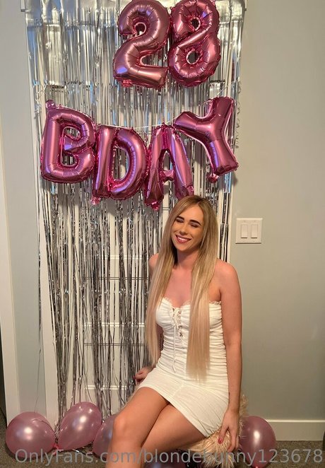 Ashley Higginson actriz fotos