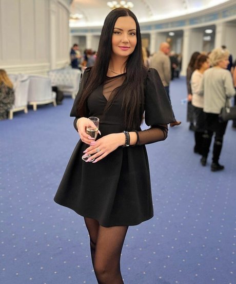 ASMR Kate Lullaby actriz de alta definición foto