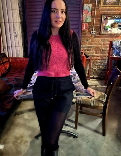 ASMR Kate Lullaby desnudos de modelos imágenes