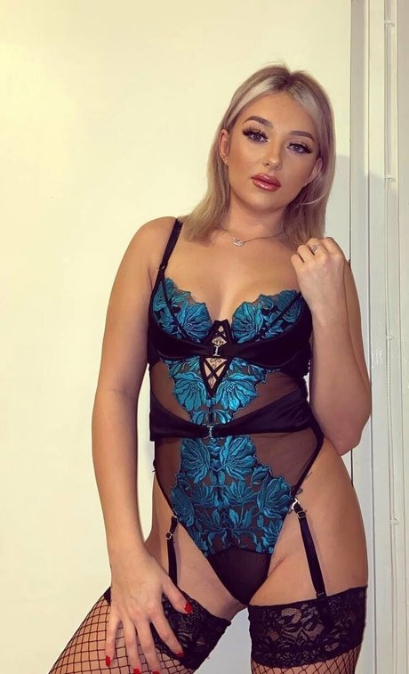 coco cooper estrella del arte foto