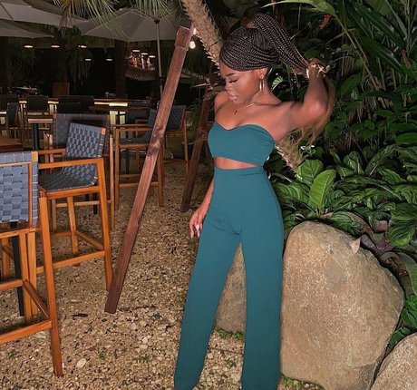 only1blair modelo de alta calidad imagen