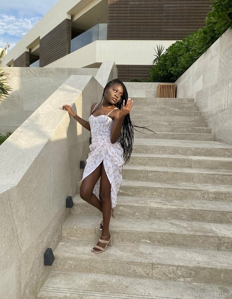 only1blair buen modelo galería