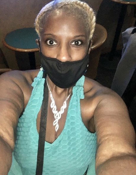 msphat70 buena actriz imágenes