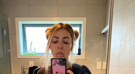 Alison Wonderland estrella porno agradable imágenes