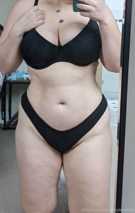 daisyknowles modelo caliente imágenes