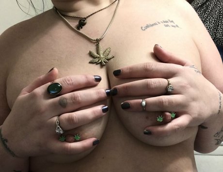 voluptuous cooper estrella erótica galería