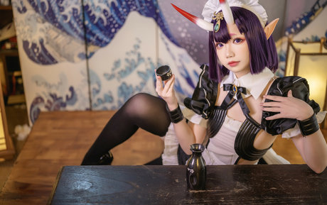 yukiAstra modelo agradable foto