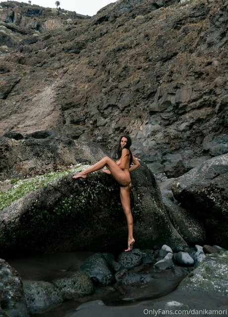 danikamori libre de estrellas foto