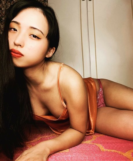 Azusa Igarashi arte modelo imagen