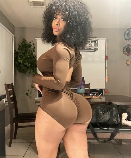 ashaughnfitness desnudos de modelos archivo