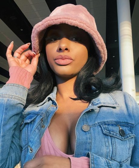 ashaughnfitness modelo mejor galería