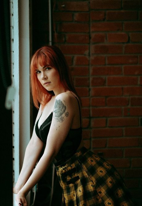 Rosemoontv modelo libre galerías