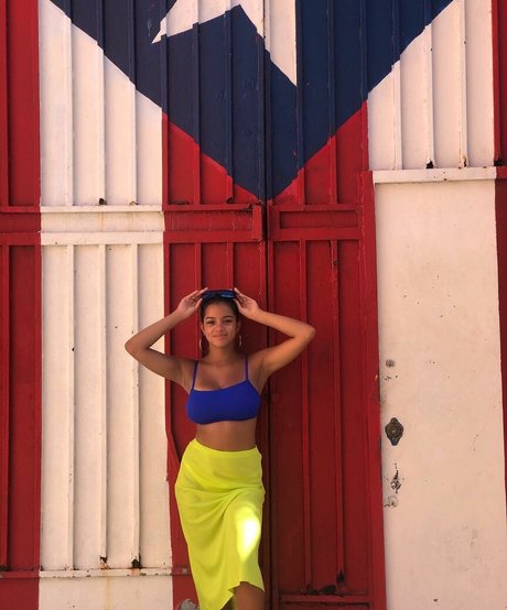 Leslie Sanchez actriz desnuda archivo